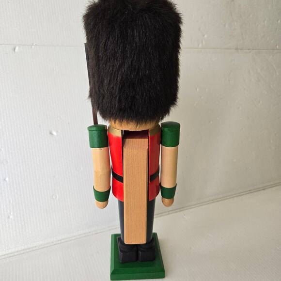 Steinbach Volkskunst Nutcracker English Guardsman 16" Made in Germany - Picture 3 of 9